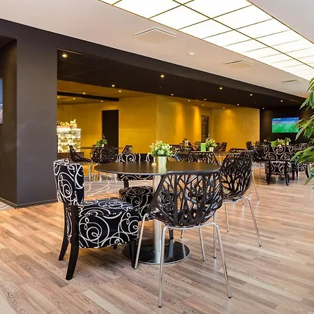迪曾格尔酒店 酒店 塔林