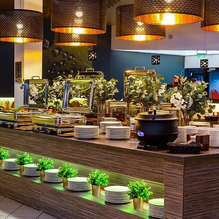 迪曾格尔酒店 酒店 3*