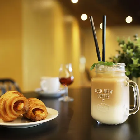 迪曾格尔酒店 3*