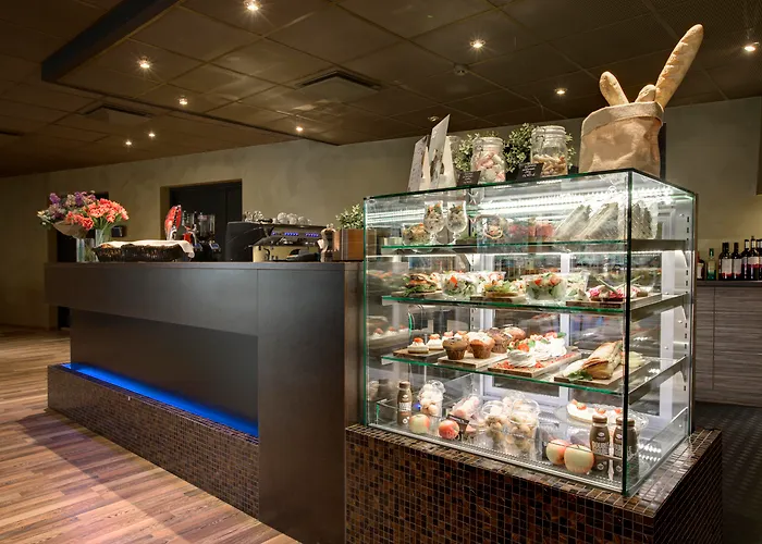 Dzingel 3* טאלין