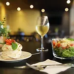 Hotel Dzingel 3*