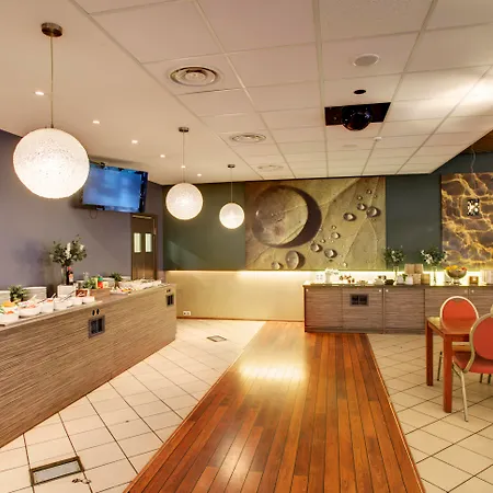 Dzingel Hotel 3*