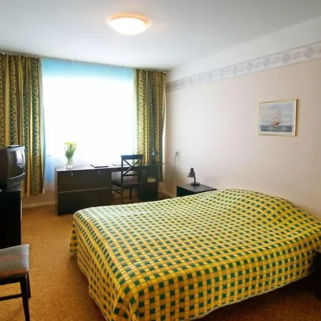 Dzingel Hotel 3*