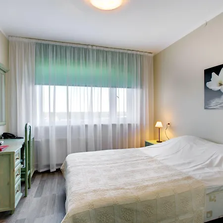 Hotel Dzingel 3*